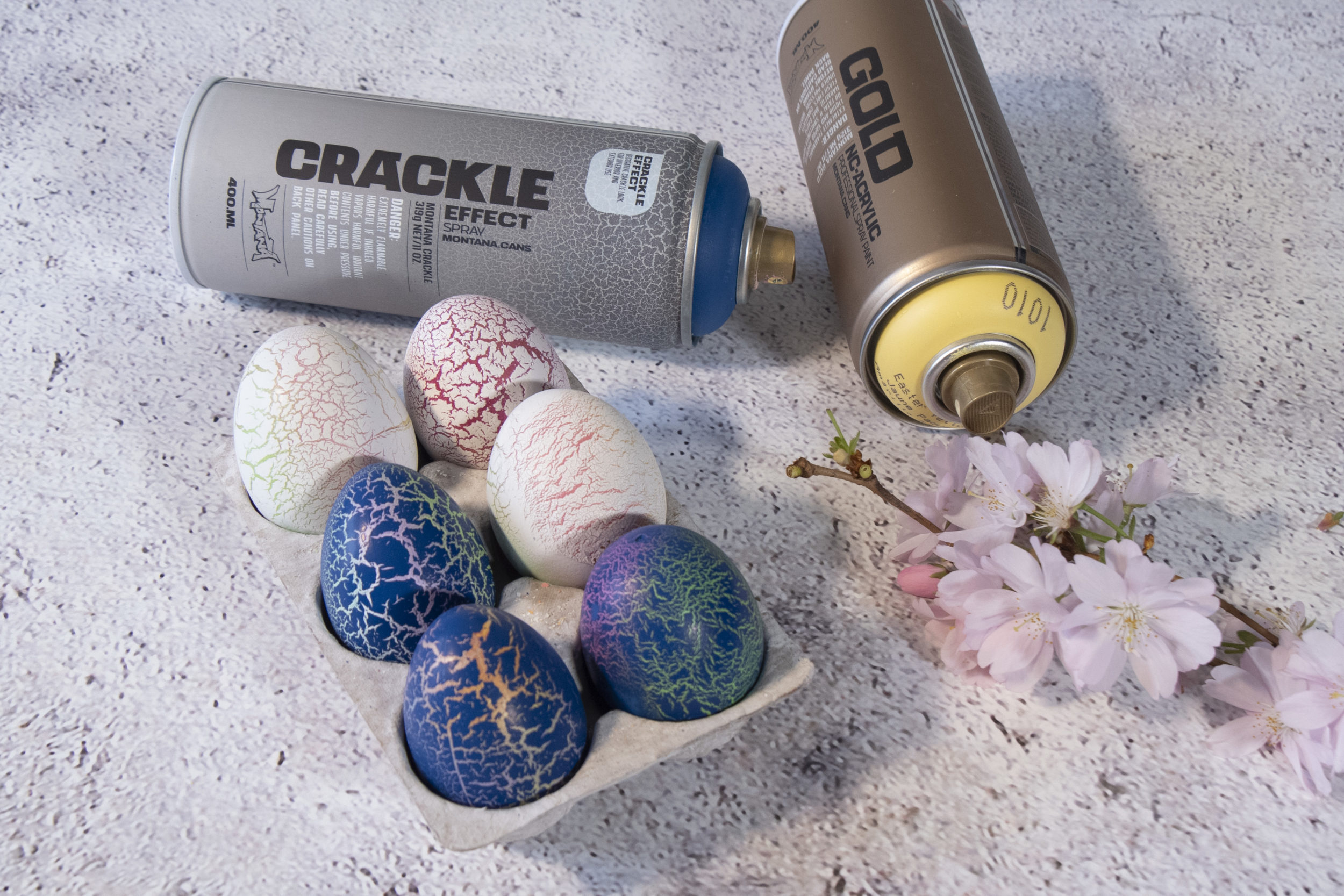 Crackle Effect Easter Eggs